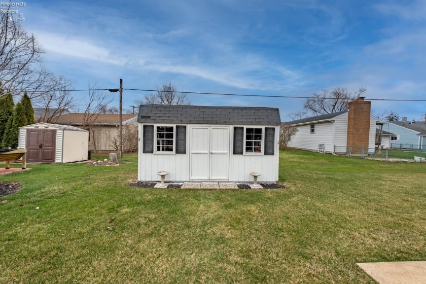 735 Grant Street, Port Clinton, 43452, 4 Bedrooms Bedrooms, ,4 BathroomsBathrooms,Residential,For Sale,Grant,20260806