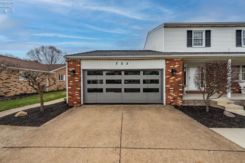 735 Grant Street, Port Clinton, 43452, 4 Bedrooms Bedrooms, ,4 BathroomsBathrooms,Residential,For Sale,Grant,20260806