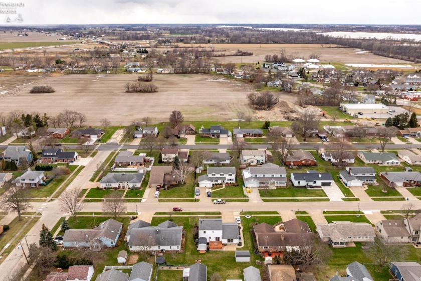 735 Grant Street, Port Clinton, 43452, 4 Bedrooms Bedrooms, ,4 BathroomsBathrooms,Residential,For Sale,Grant,20260806