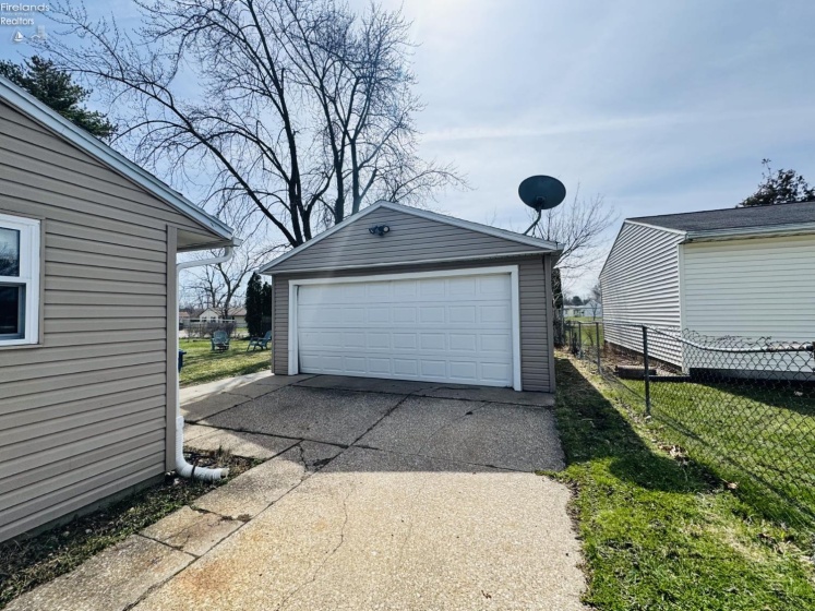 1810 Knupke Street, Sandusky, 44870, 3 Bedrooms Bedrooms, ,1 BathroomBathrooms,Residential,For Sale,Knupke,20260873