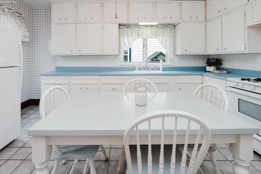 1505 Central Avenue, Sandusky, 44870, 3 Bedrooms Bedrooms, ,2 BathroomsBathrooms,Residential,For Sale,Central,20260865