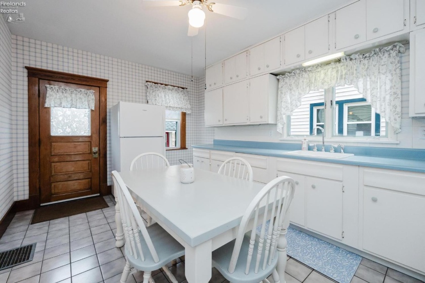 1505 Central Avenue, Sandusky, 44870, 3 Bedrooms Bedrooms, ,2 BathroomsBathrooms,Residential,For Sale,Central,20260865