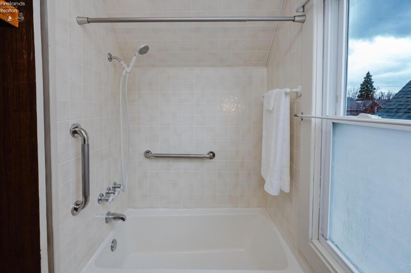 1505 Central Avenue, Sandusky, 44870, 3 Bedrooms Bedrooms, ,2 BathroomsBathrooms,Residential,For Sale,Central,20260865