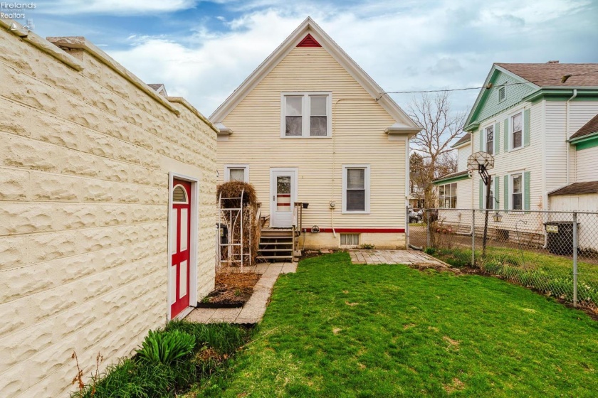 1505 Central Avenue, Sandusky, 44870, 3 Bedrooms Bedrooms, ,2 BathroomsBathrooms,Residential,For Sale,Central,20260865