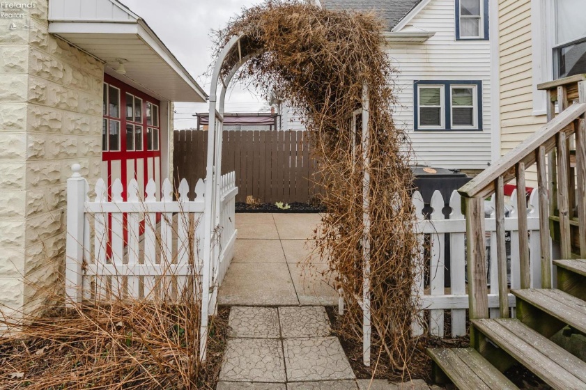 1505 Central Avenue, Sandusky, 44870, 3 Bedrooms Bedrooms, ,2 BathroomsBathrooms,Residential,For Sale,Central,20260865