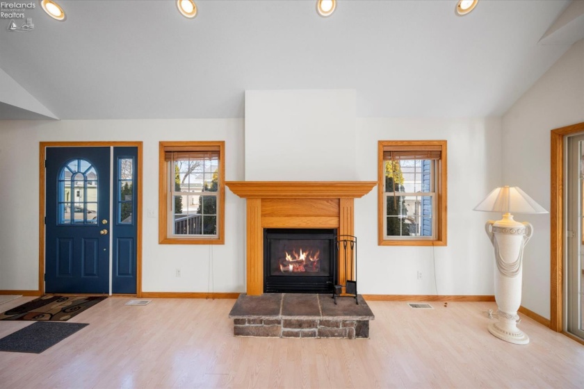 1551 Anchor Avenue, Port Clinton, 43452, 3 Bedrooms Bedrooms, ,3 BathroomsBathrooms,Residential,For Sale,Anchor,20260429