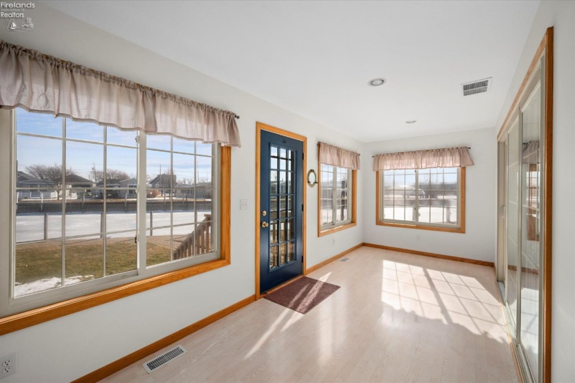 1551 Anchor Avenue, Port Clinton, 43452, 3 Bedrooms Bedrooms, ,3 BathroomsBathrooms,Residential,For Sale,Anchor,20260429