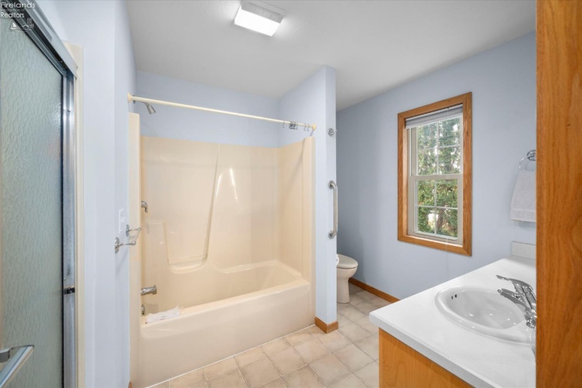 1551 Anchor Avenue, Port Clinton, 43452, 3 Bedrooms Bedrooms, ,3 BathroomsBathrooms,Residential,For Sale,Anchor,20260429