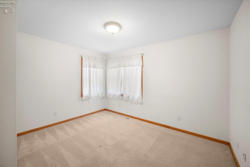 1551 Anchor Avenue, Port Clinton, 43452, 3 Bedrooms Bedrooms, ,3 BathroomsBathrooms,Residential,For Sale,Anchor,20260429