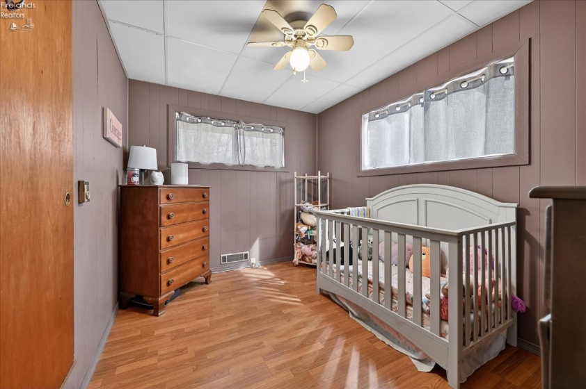 960 Shore Boulevard, Put-In-Bay, 43456, 4 Bedrooms Bedrooms, ,2 BathroomsBathrooms,Residential,For Sale,Shore,20260880