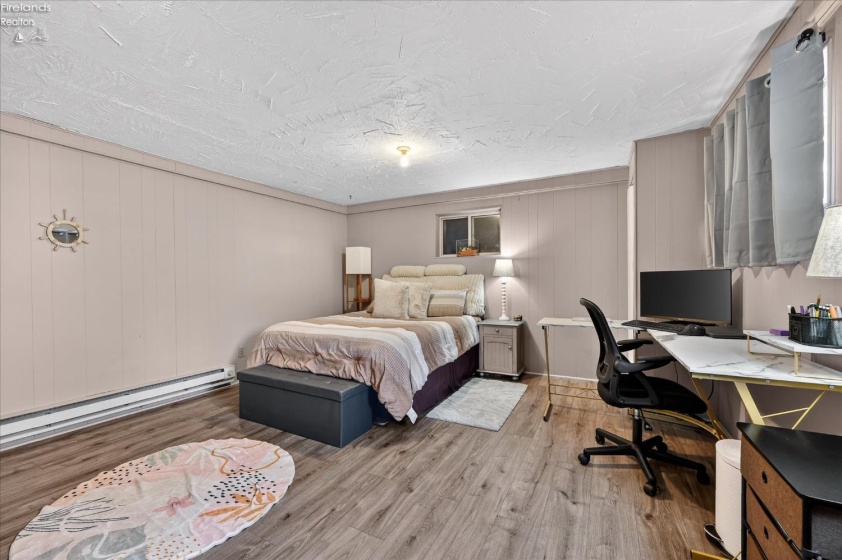 960 Shore Boulevard, Put-In-Bay, 43456, 4 Bedrooms Bedrooms, ,2 BathroomsBathrooms,Residential,For Sale,Shore,20260880