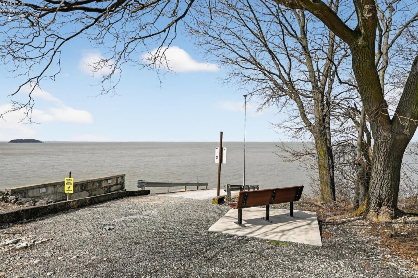 960 Shore Boulevard, Put-In-Bay, 43456, 4 Bedrooms Bedrooms, ,2 BathroomsBathrooms,Residential,For Sale,Shore,20260880