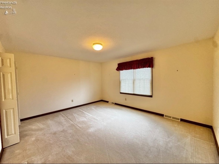 328 Windsor, Huron, 44839, 3 Bedrooms Bedrooms, ,3 BathroomsBathrooms,Residential For Lease,For Lease,Windsor,20260887