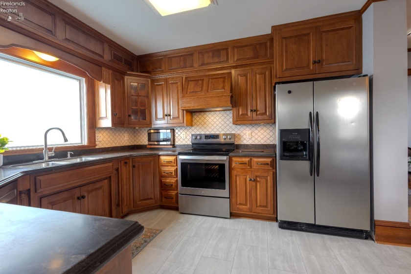 1311 Columbus Avenue, Sandusky, 44870, 4 Bedrooms Bedrooms, ,3 BathroomsBathrooms,Residential,For Sale,Columbus,20260707