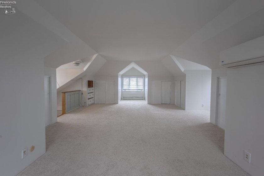 1311 Columbus Avenue, Sandusky, 44870, 4 Bedrooms Bedrooms, ,3 BathroomsBathrooms,Residential,For Sale,Columbus,20260707