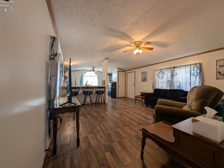 2614 Tiffin Avenue, Sandusky, 44870, 2 Bedrooms Bedrooms, ,2 BathroomsBathrooms,Residential,For Sale,Tiffin,20260845