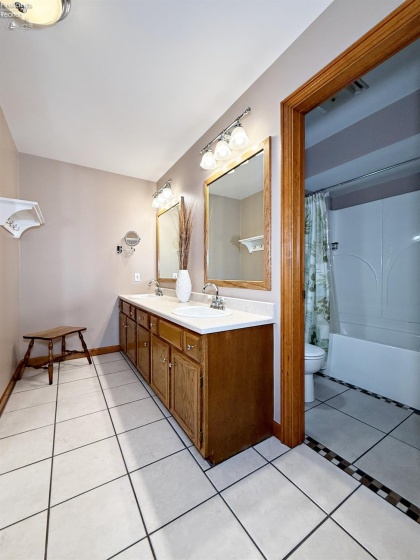 2783 Briarwood Drive, Tiffin, 44883, 4 Bedrooms Bedrooms, ,3 BathroomsBathrooms,Residential,For Sale,Briarwood Drive,20260816