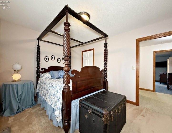 2783 Briarwood Drive, Tiffin, 44883, 4 Bedrooms Bedrooms, ,3 BathroomsBathrooms,Residential,For Sale,Briarwood Drive,20260816