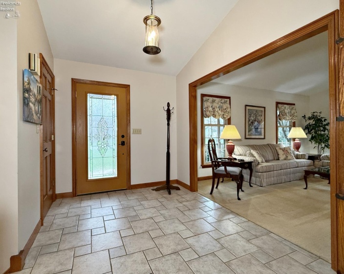 2783 Briarwood Drive, Tiffin, 44883, 4 Bedrooms Bedrooms, ,3 BathroomsBathrooms,Residential,For Sale,Briarwood Drive,20260816