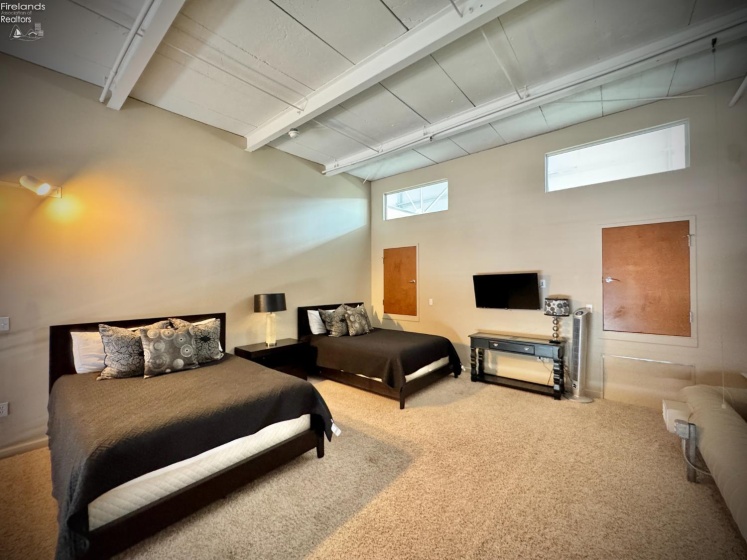 401 Shoreline, Sandusky, 44870, 2 Bedrooms Bedrooms, ,2 BathroomsBathrooms,Residential,For Sale,Shoreline,20260906