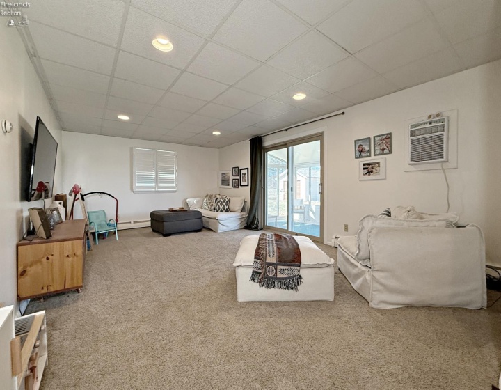 20 Lelar Street, Tiffin, 44883, 4 Bedrooms Bedrooms, ,2 BathroomsBathrooms,Residential,For Sale,Lelar,20260645