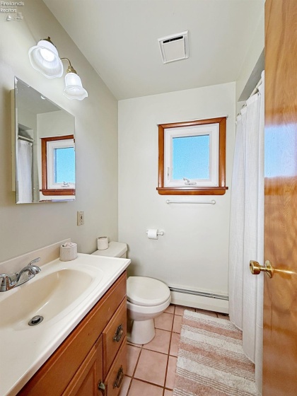 20 Lelar Street, Tiffin, 44883, 4 Bedrooms Bedrooms, ,2 BathroomsBathrooms,Residential,For Sale,Lelar,20260645