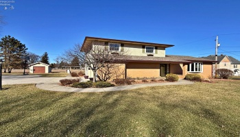 20 Lelar Street, Tiffin, 44883, 4 Bedrooms Bedrooms, ,2 BathroomsBathrooms,Residential,For Sale,Lelar,20260645 20 Lelar Street, Tiffin, 44883, 4 Bedrooms Bedrooms, ,2 BathroomsBathrooms,Residential,For Sale,Lelar,20260645