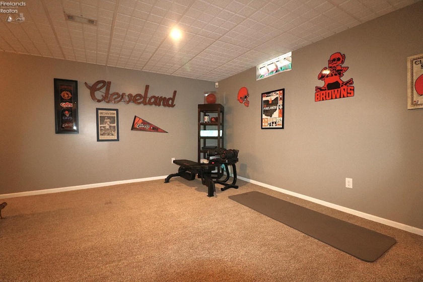 2205 Quail Hollow Circle, Sandusky, 44870, 4 Bedrooms Bedrooms, ,5 BathroomsBathrooms,Residential,For Sale,Quail Hollow,20260819