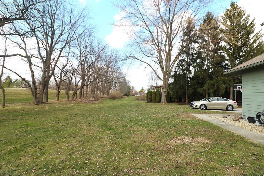 2205 Quail Hollow Circle, Sandusky, 44870, 4 Bedrooms Bedrooms, ,5 BathroomsBathrooms,Residential,For Sale,Quail Hollow,20260819