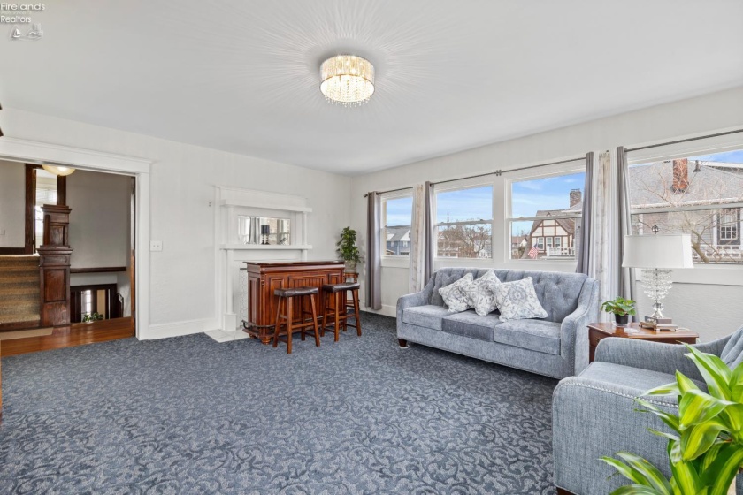 1169 W. 6th St, Lorain, 44052, 5 Bedrooms Bedrooms, ,2 BathroomsBathrooms,Residential,For Sale,W. 6th St,20260903