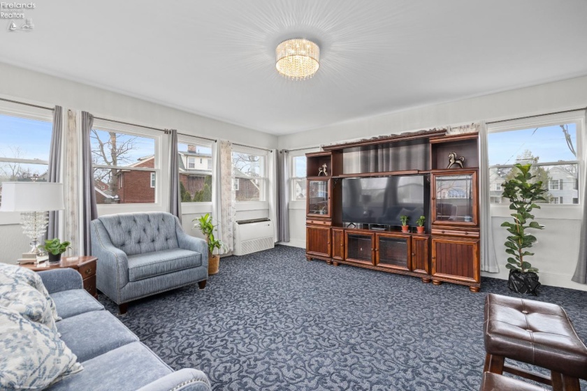 1169 W. 6th St, Lorain, 44052, 5 Bedrooms Bedrooms, ,2 BathroomsBathrooms,Residential,For Sale,W. 6th St,20260903