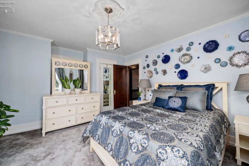 1169 W. 6th St, Lorain, 44052, 5 Bedrooms Bedrooms, ,2 BathroomsBathrooms,Residential,For Sale,W. 6th St,20260903