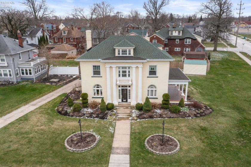 1169 W. 6th St, Lorain, 44052, 5 Bedrooms Bedrooms, ,2 BathroomsBathrooms,Residential,For Sale,W. 6th St,20260903