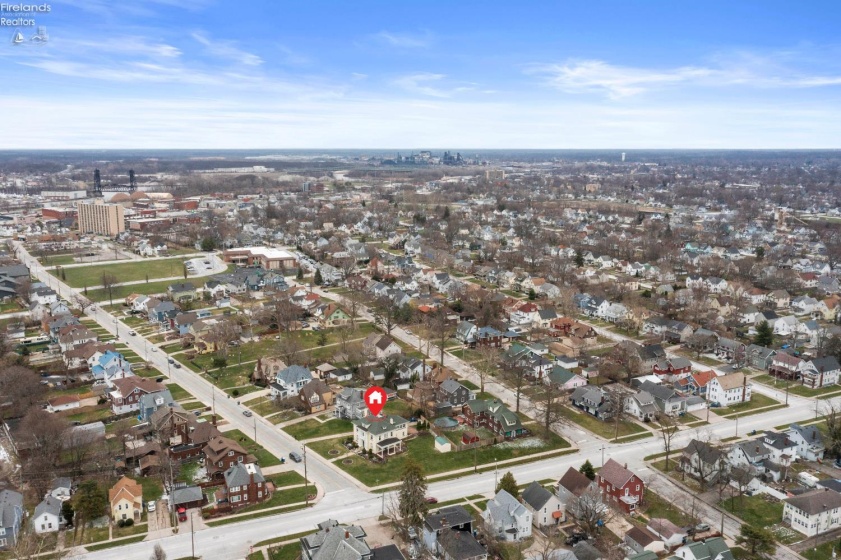 1169 W. 6th St, Lorain, 44052, 5 Bedrooms Bedrooms, ,2 BathroomsBathrooms,Residential,For Sale,W. 6th St,20260903