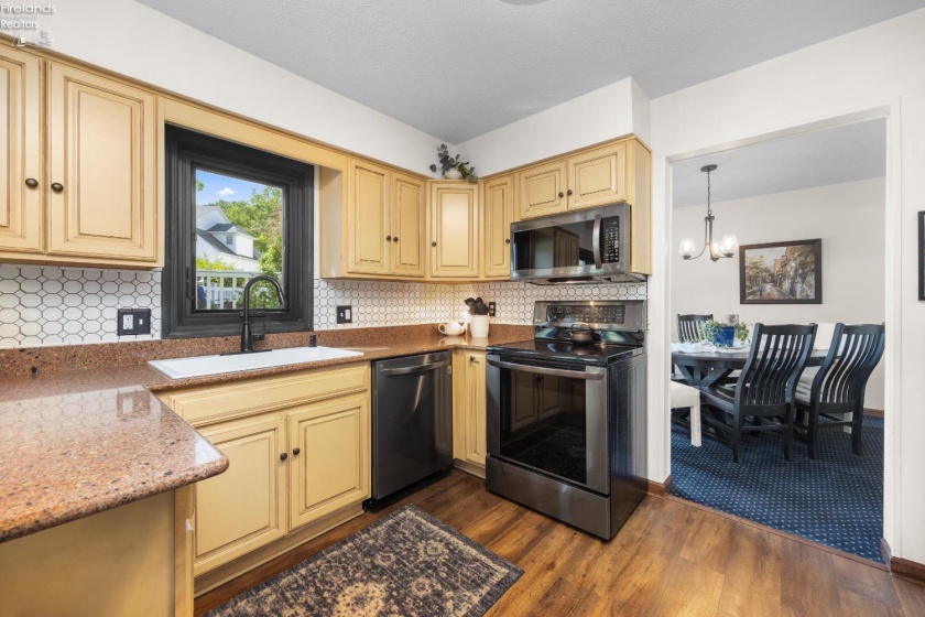 2630 Robinhood Dr., Lorain, 44053, 4 Bedrooms Bedrooms, ,2 BathroomsBathrooms,Residential,For Sale,Robinhood Dr.,20260904