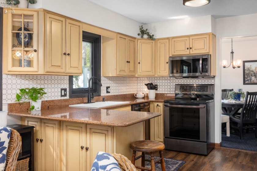 2630 Robinhood Dr., Lorain, 44053, 4 Bedrooms Bedrooms, ,2 BathroomsBathrooms,Residential,For Sale,Robinhood Dr.,20260904