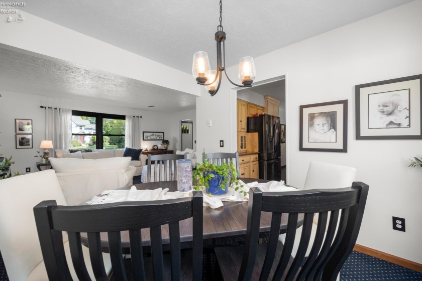 2630 Robinhood Dr., Lorain, 44053, 4 Bedrooms Bedrooms, ,2 BathroomsBathrooms,Residential,For Sale,Robinhood Dr.,20260904