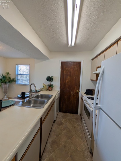 311 Lake Pine Drive, Lakeside, 43440, 2 Bedrooms Bedrooms, ,1 BathroomBathrooms,Residential,For Sale,Lake Pine,20260907