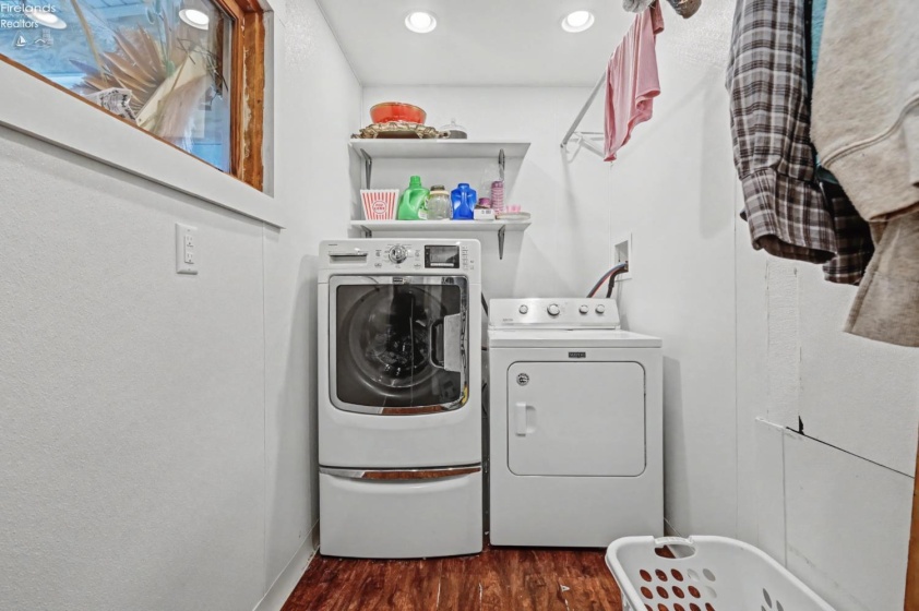 237 Main Street, Norwalk, 44857, 3 Bedrooms Bedrooms, ,2 BathroomsBathrooms,Residential,For Sale,Main,20260912