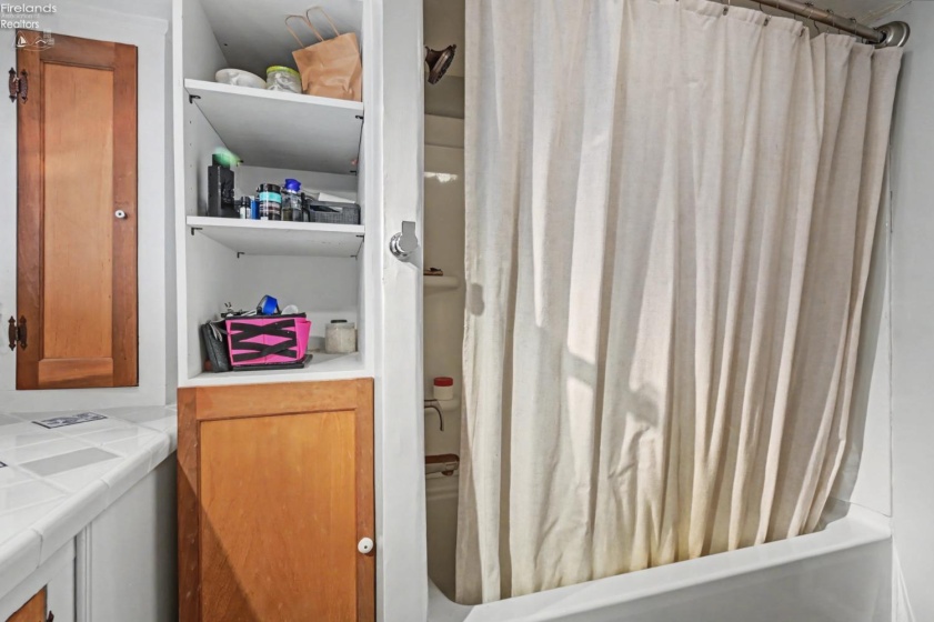 237 Main Street, Norwalk, 44857, 3 Bedrooms Bedrooms, ,2 BathroomsBathrooms,Residential,For Sale,Main,20260912