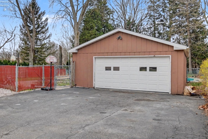 237 Main Street, Norwalk, 44857, 3 Bedrooms Bedrooms, ,2 BathroomsBathrooms,Residential,For Sale,Main,20260912