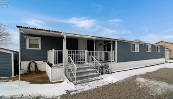 3500 Willow Beach Road, Port Clinton, 43452, 2 Bedrooms Bedrooms, ,2 BathroomsBathrooms,Residential,For Sale,Willow Beach,20260721