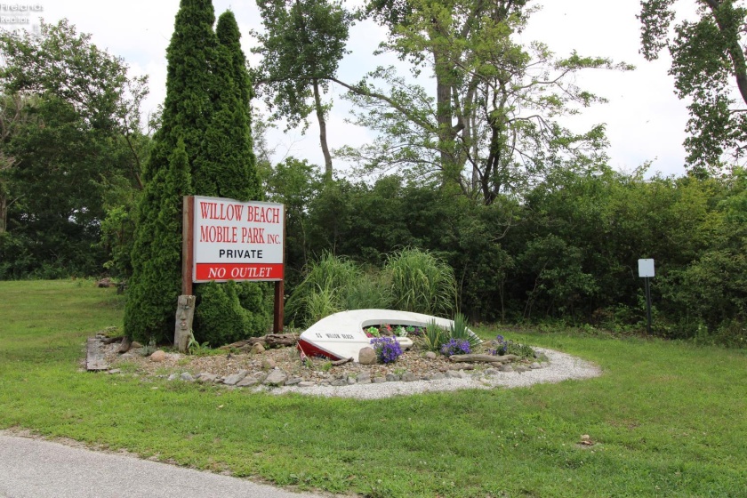 3500 Willow Beach Road, Port Clinton, 43452, 2 Bedrooms Bedrooms, ,2 BathroomsBathrooms,Residential,For Sale,Willow Beach,20260721