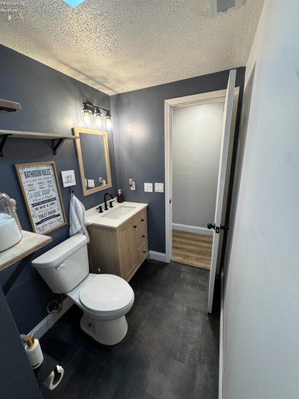 2151 Aspen Run Road, Sandusky, 44870, 3 Bedrooms Bedrooms, ,1 BathroomBathrooms,Residential,For Sale,Aspen Run,20260797