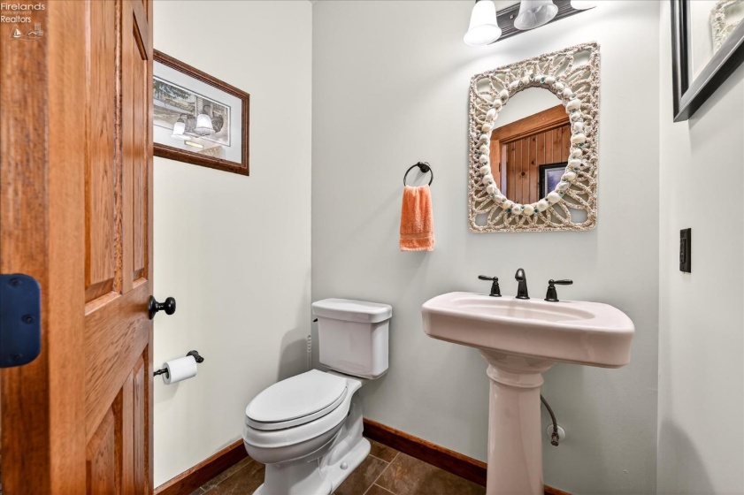 5854 Woodland Drive, Port Clinton, 43452, 3 Bedrooms Bedrooms, ,2 BathroomsBathrooms,Residential,For Sale,Woodland,20260863