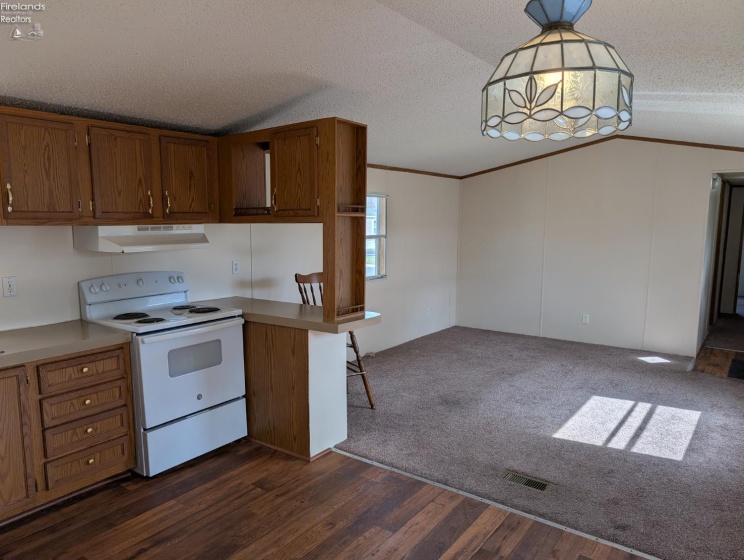 220 Maple Lane, Green Springs, 44836, 3 Bedrooms Bedrooms, ,2 BathroomsBathrooms,Residential,For Sale,Maple Lane,20260812