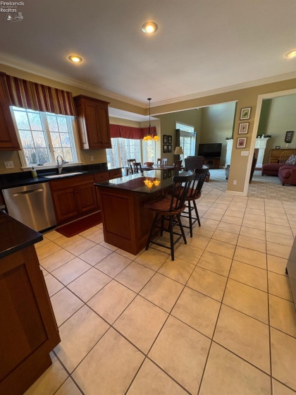 499 Williamsburg Drive, Tiffin, 44883, 4 Bedrooms Bedrooms, ,3 BathroomsBathrooms,Residential,For Sale,Williamsburg,20260920