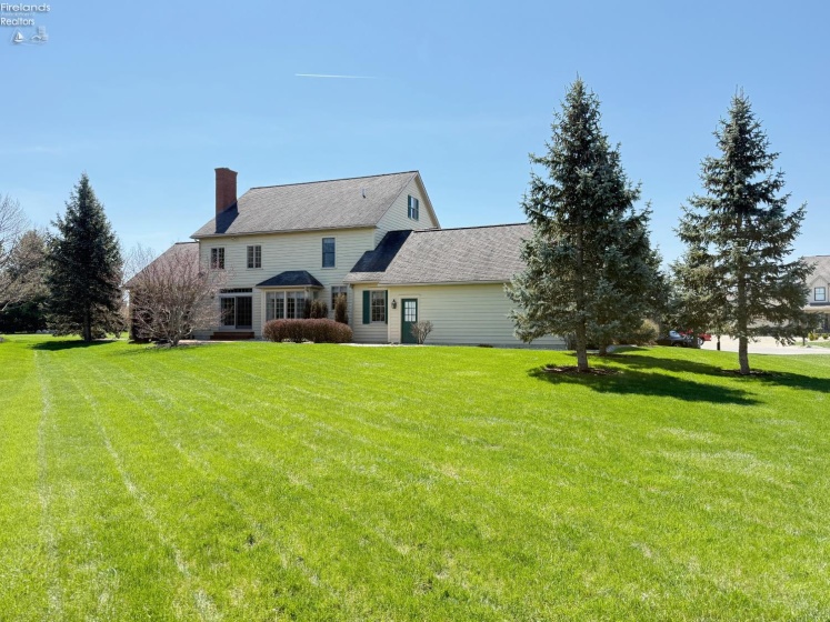 499 Williamsburg Drive, Tiffin, 44883, 4 Bedrooms Bedrooms, ,3 BathroomsBathrooms,Residential,For Sale,Williamsburg,20260920
