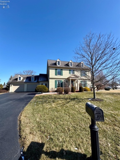 499 Williamsburg Drive, Tiffin, 44883, 4 Bedrooms Bedrooms, ,3 BathroomsBathrooms,Residential,For Sale,Williamsburg,20260920