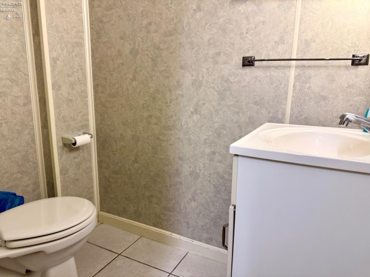 607 Main Street, Huron, 44839, ,Commercial For Lease,For Lease,Main,20260897